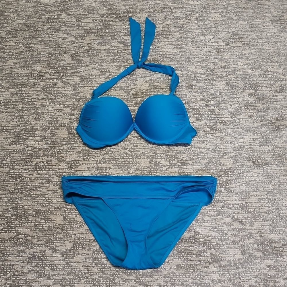 Victoria Secret Bikini 👙 - Picture 7 of 12